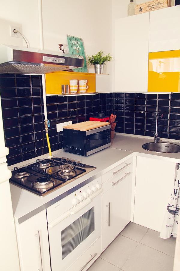 Trendy & Cozy At Heroes' Square Apartament